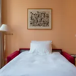 Veeve - Le Marais Retreat